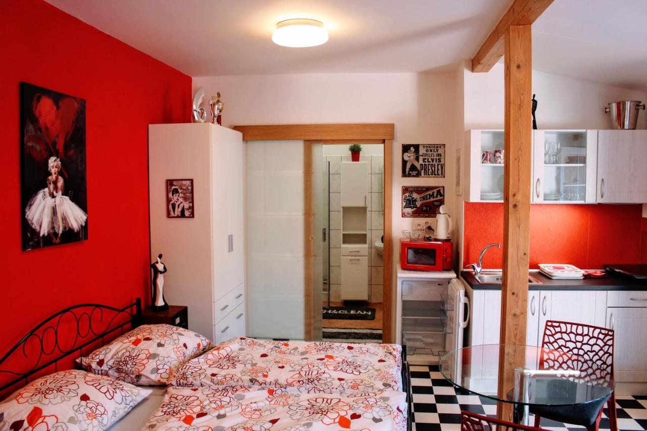 Apartman Za Kopcem 보스코비체 외부 사진