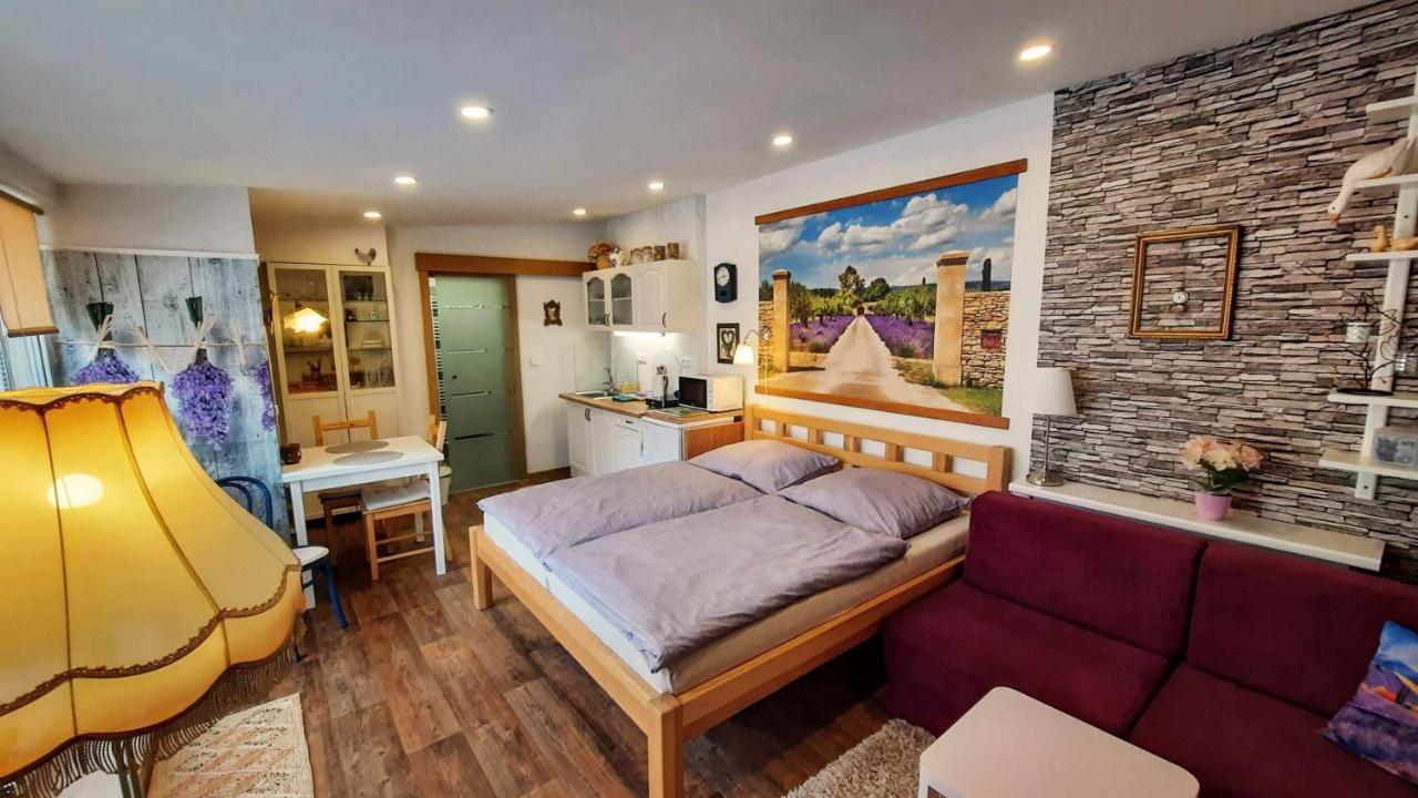Apartman Za Kopcem 보스코비체 외부 사진